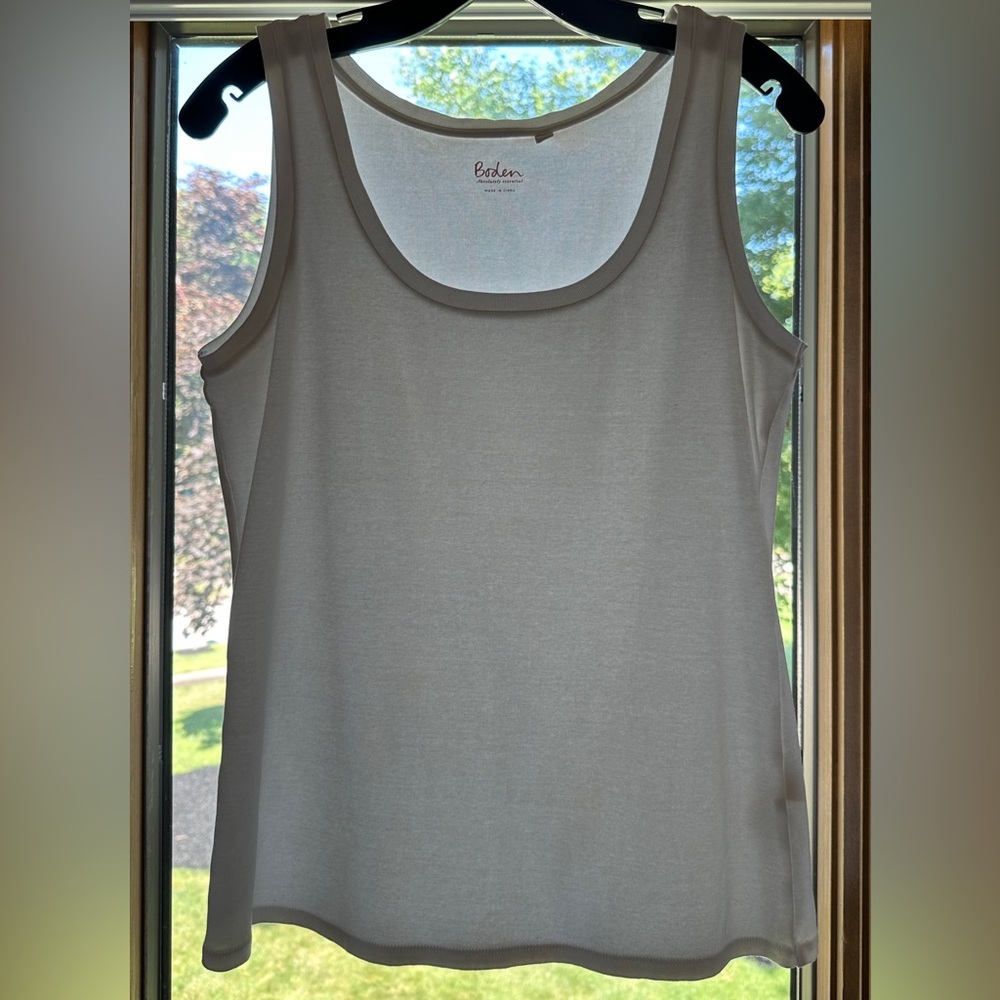 Boden white cotton tank top size S. Washable.